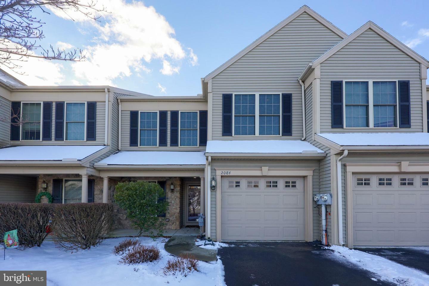 Property Photo:  2084 Deer Run Drive  PA 17036 