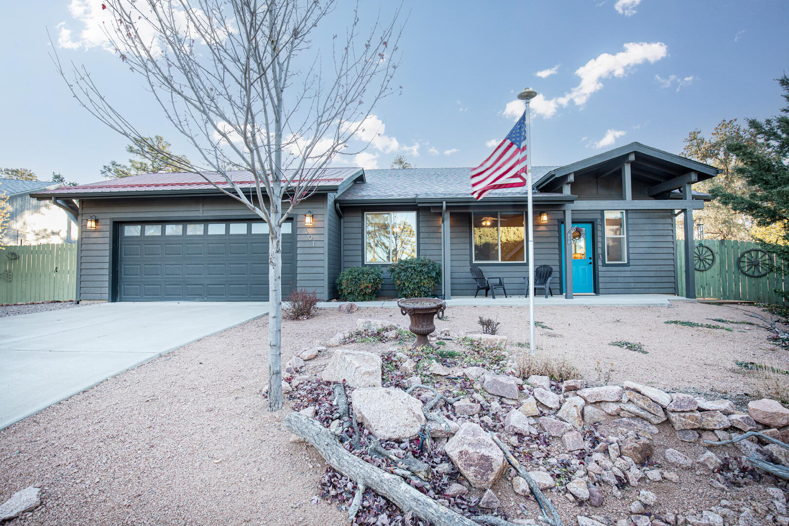 Property Photo: 301 N Park Trail Circle AZ 85541