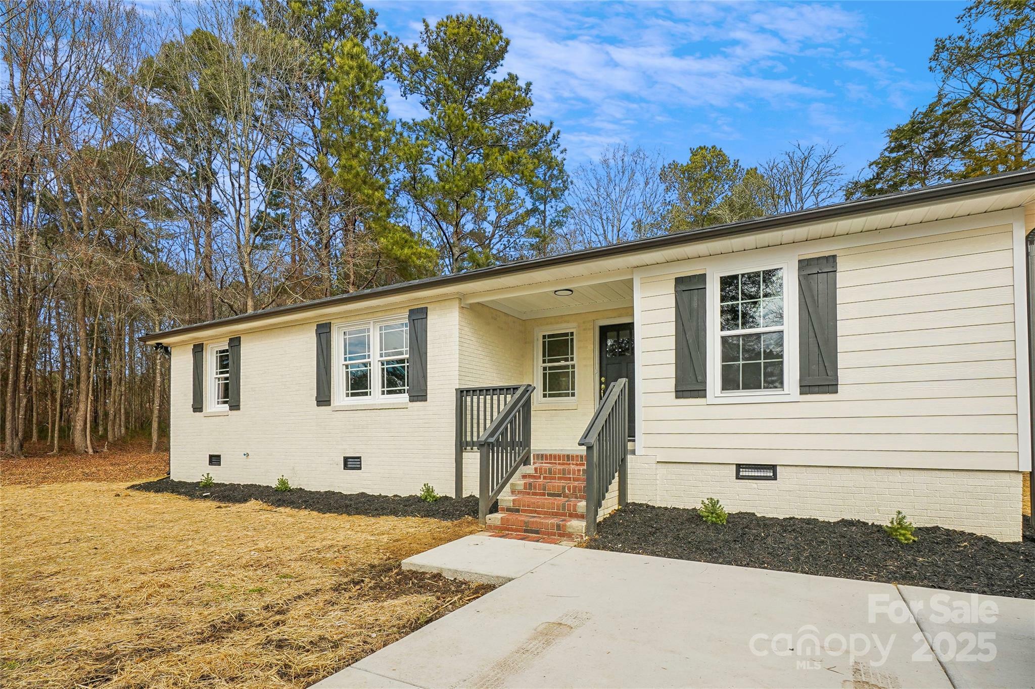 Property Photo:  1105 Stanback Road  SC 29706 