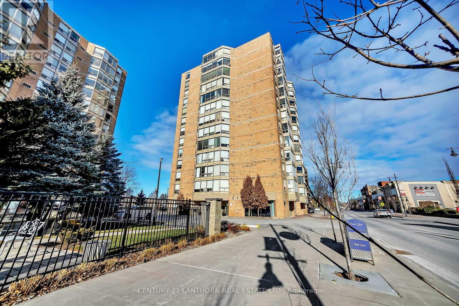 Property Photo:  350 Front Street 205  ON K8N 5M5 