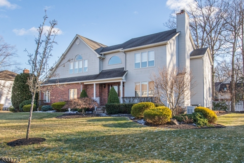 Property Photo: 7 Brentwood Ct NJ 07470