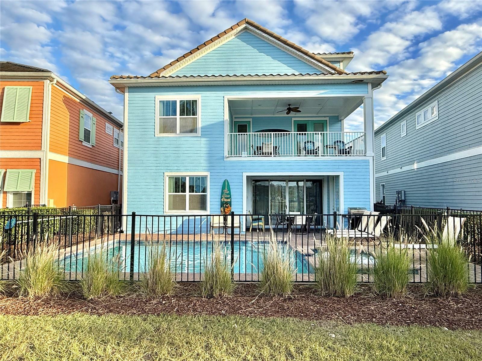 Property Photo:  3088 Parrot Head Place  FL 34747 