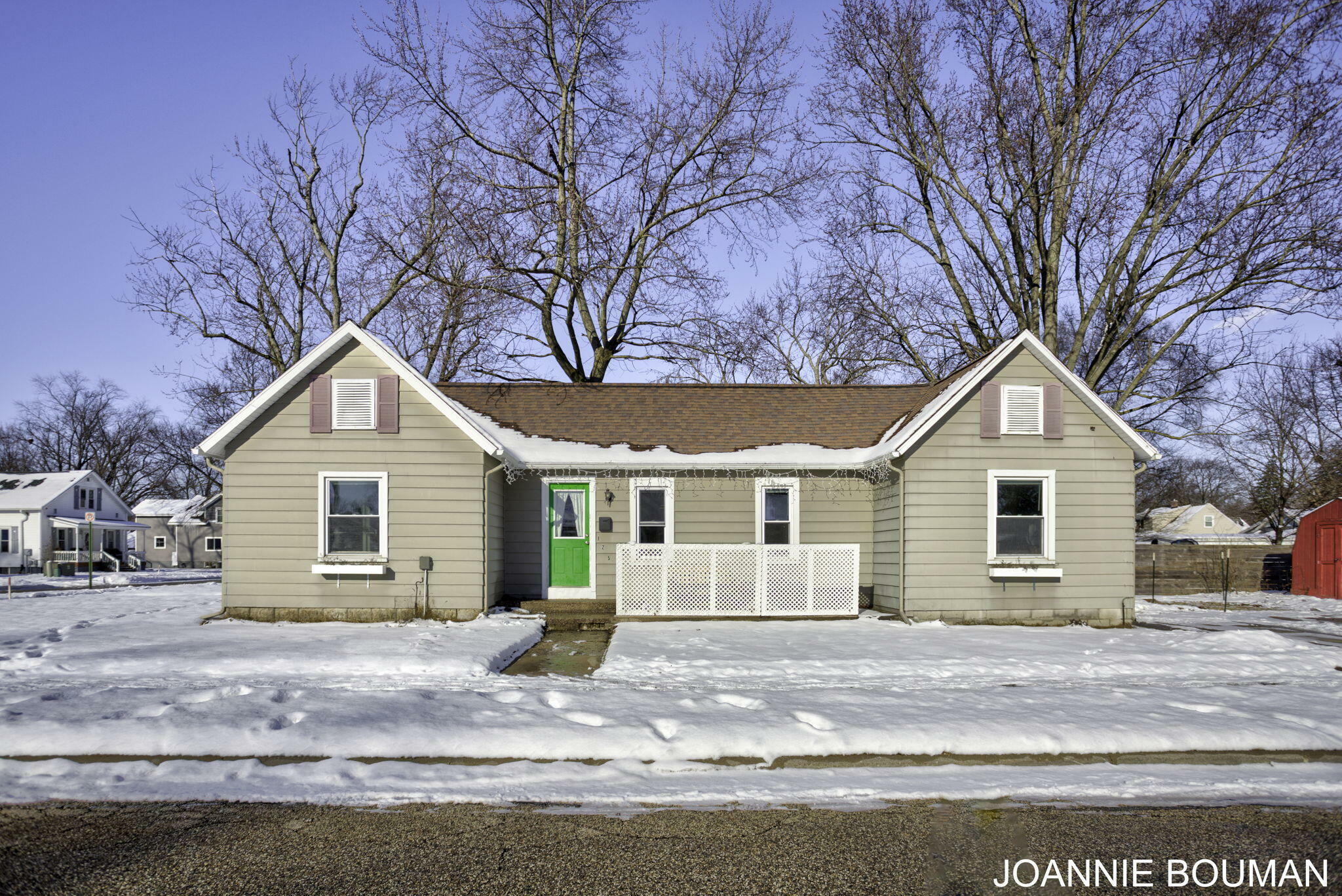 Property Photo: 125 W Garfield Avenue MI 49464