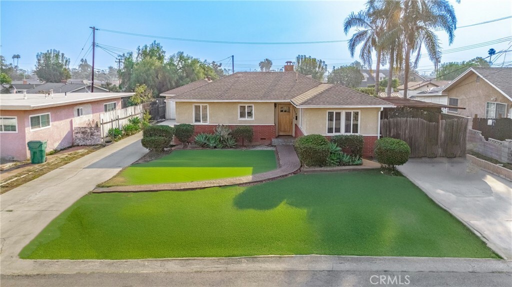 Property Photo: 11112 Canelo Road CA 90604