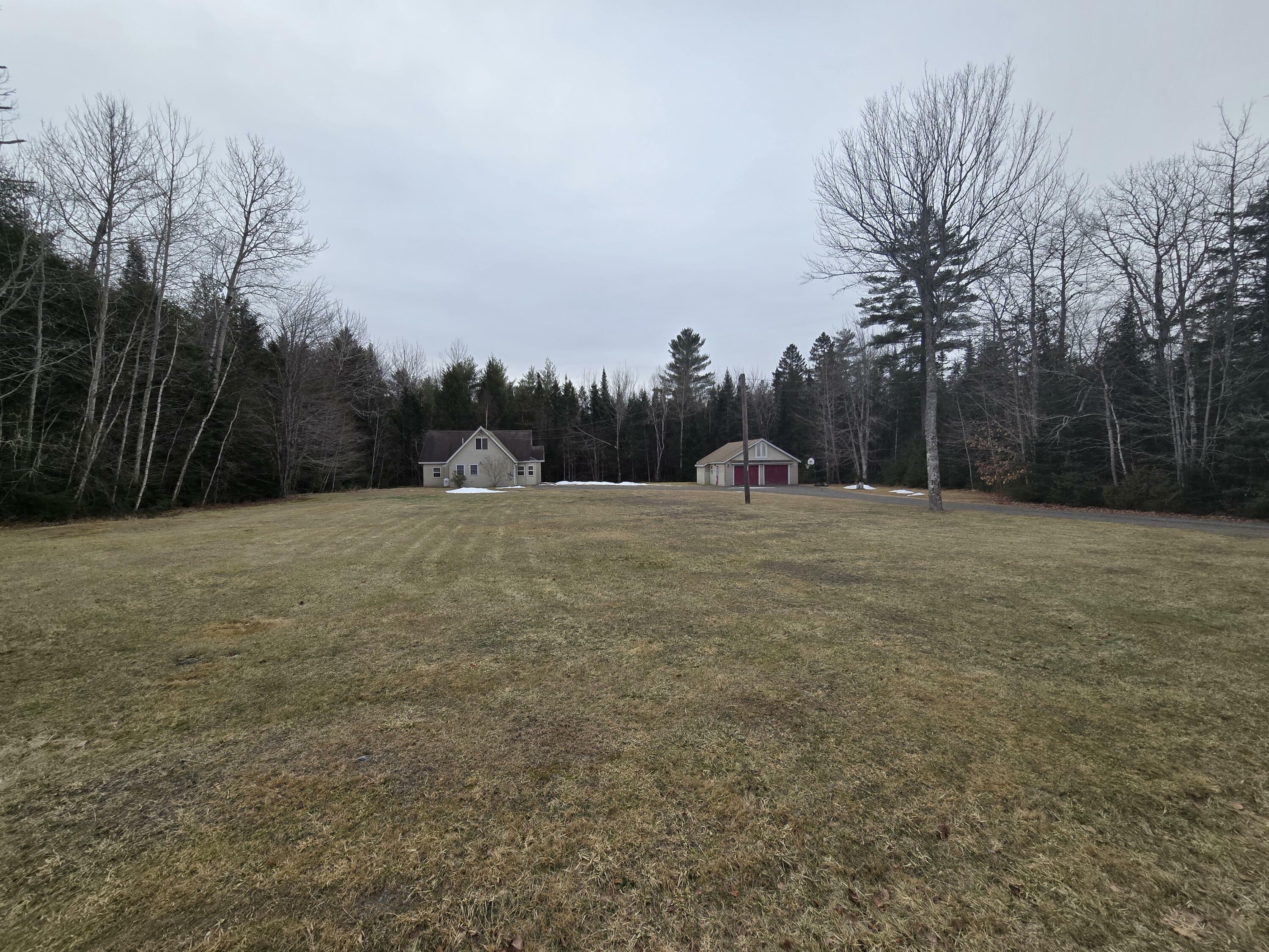 Property Photo:  583 County Road  ME 04461 