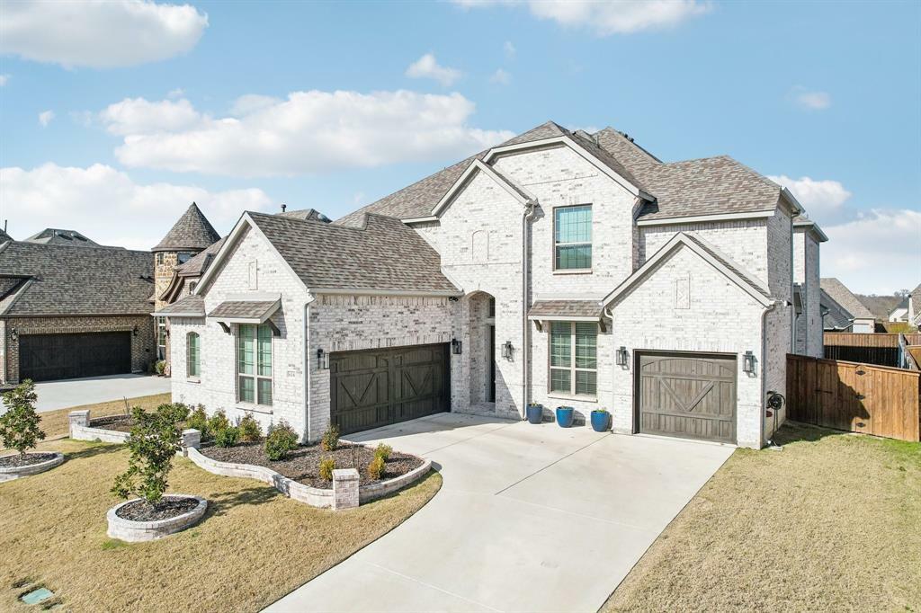 Property Photo:  616 Windy Ridge Lane  TX 75087 