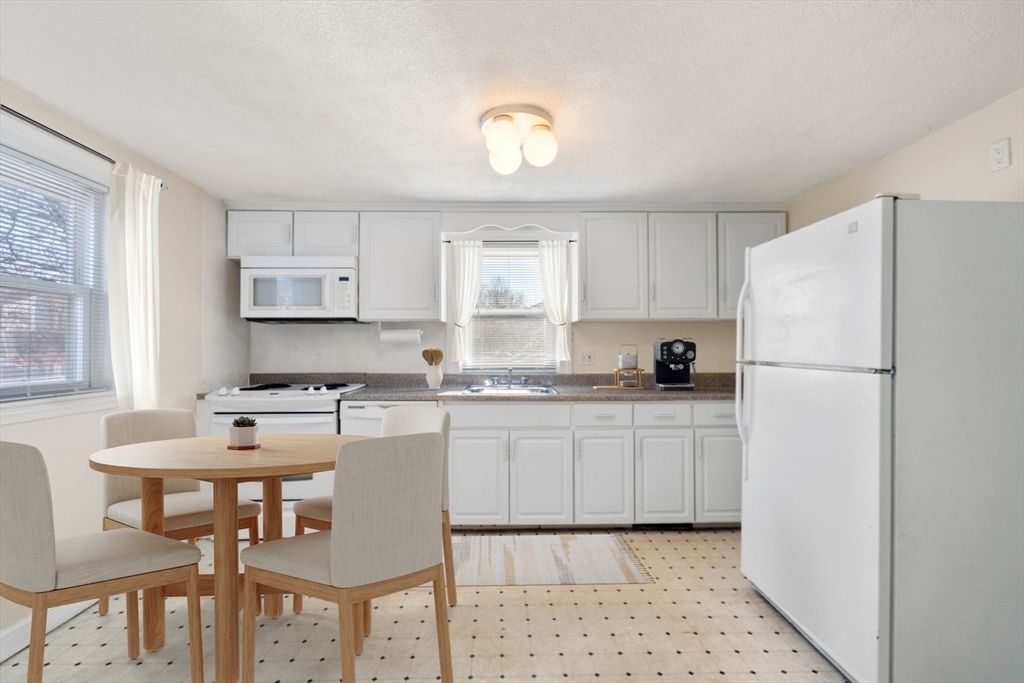 Property Photo:  188 Lexington 188  MA 02466 