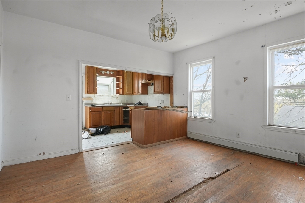 Property Photo: 213 Weetamoe St MA 02720