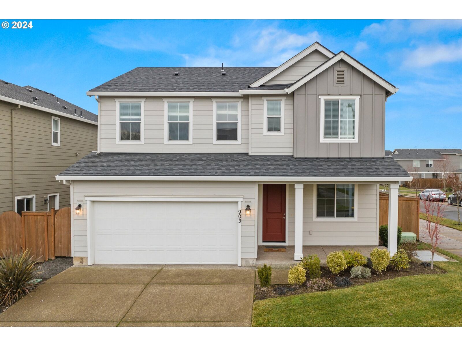 Property Photo:  903 S 24th Ave  OR 97113 