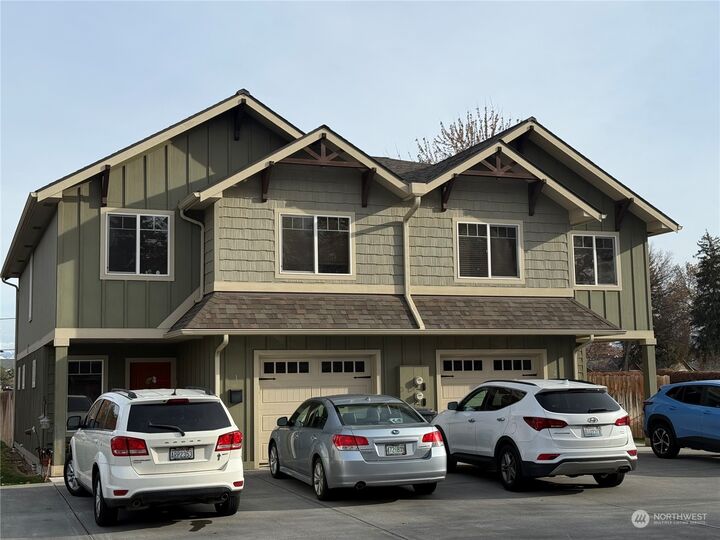 Property Photo: 226 E Whitman Drive WA 99324