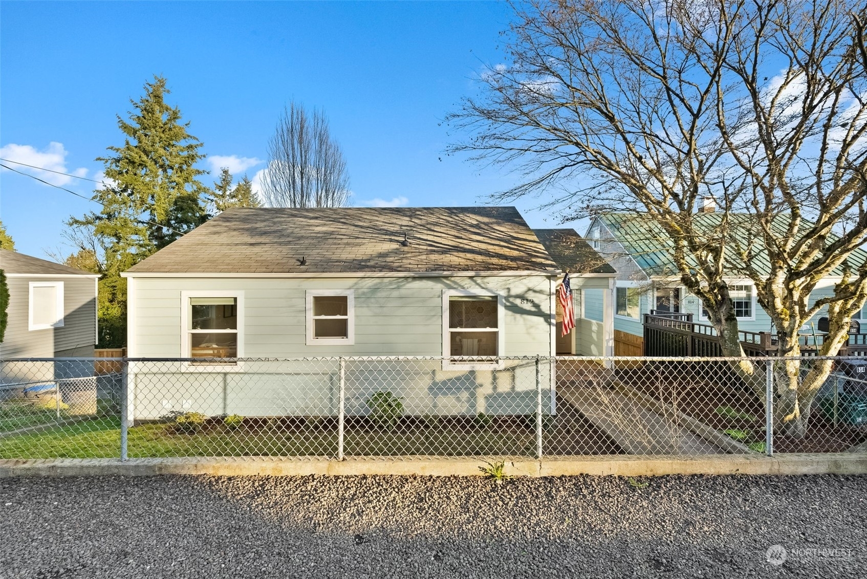 Property Photo:  812 S Marion Avenue  WA 98312 