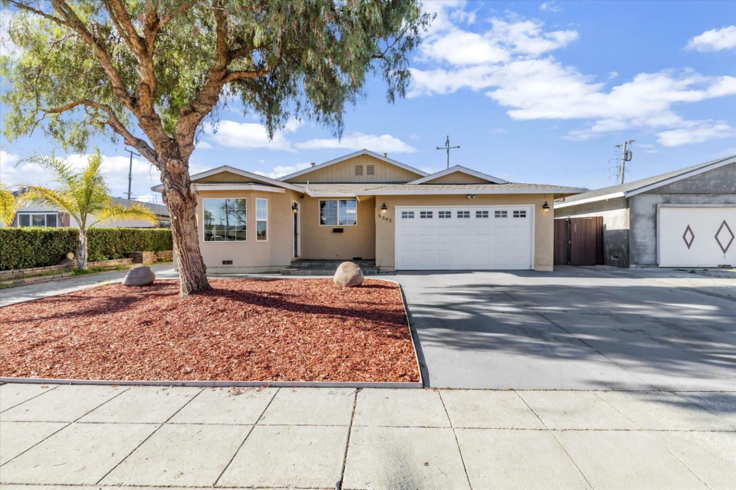 Property Photo:  3542 Aberdeen Street  CA 95054 