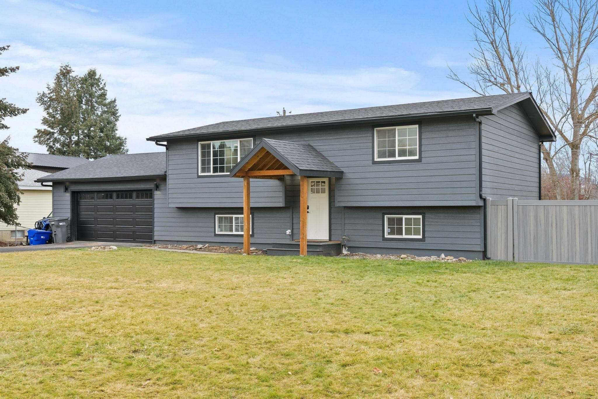 Property Photo:  127 N Holiday Ct  WA 99016 