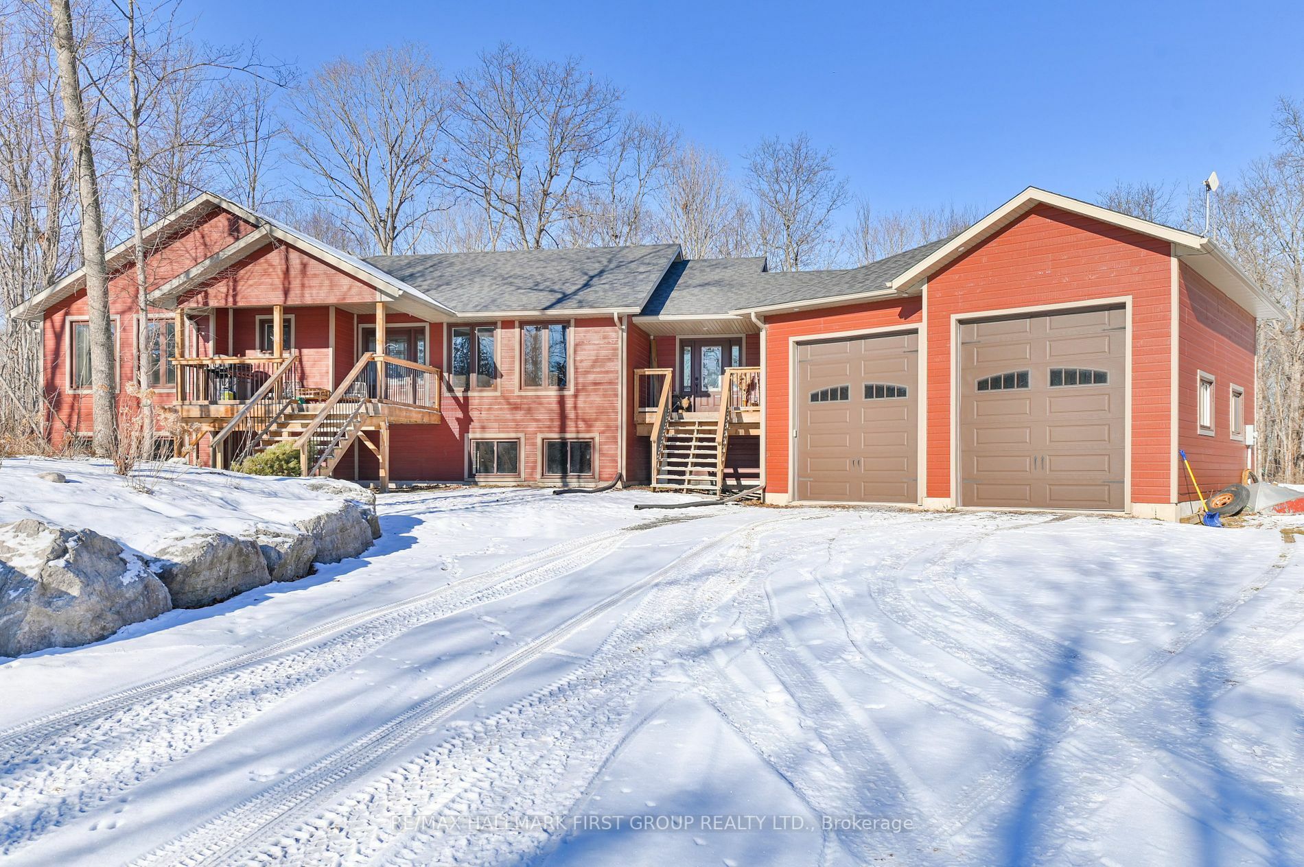 Property Photo:  385 Flatrock Rd  ON K0K 2Y0 