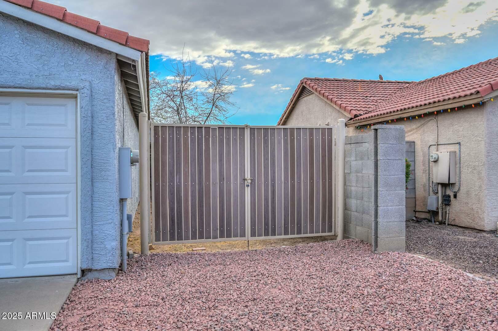 Property Photo: 6339 W Ironwood Drive W AZ 85302