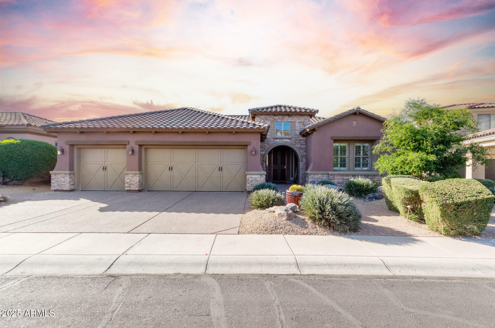 Property Photo:  3817 E Cielo Grande Avenue  AZ 85050 