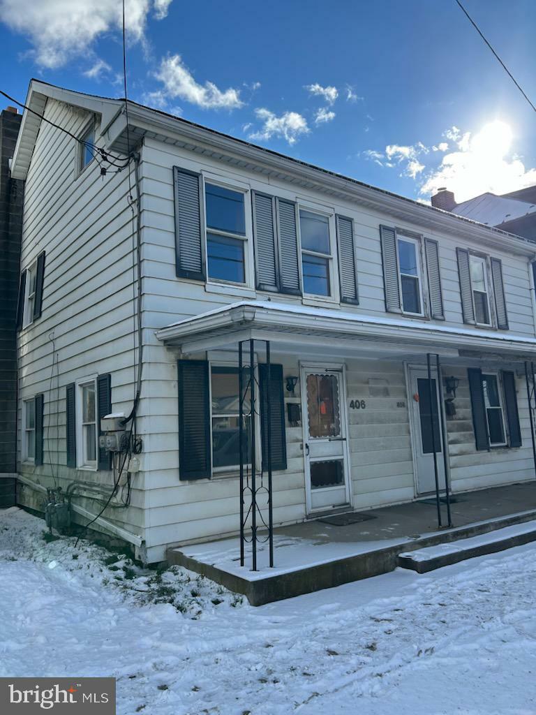 Property Photo:  404 E King Street  PA 17257 