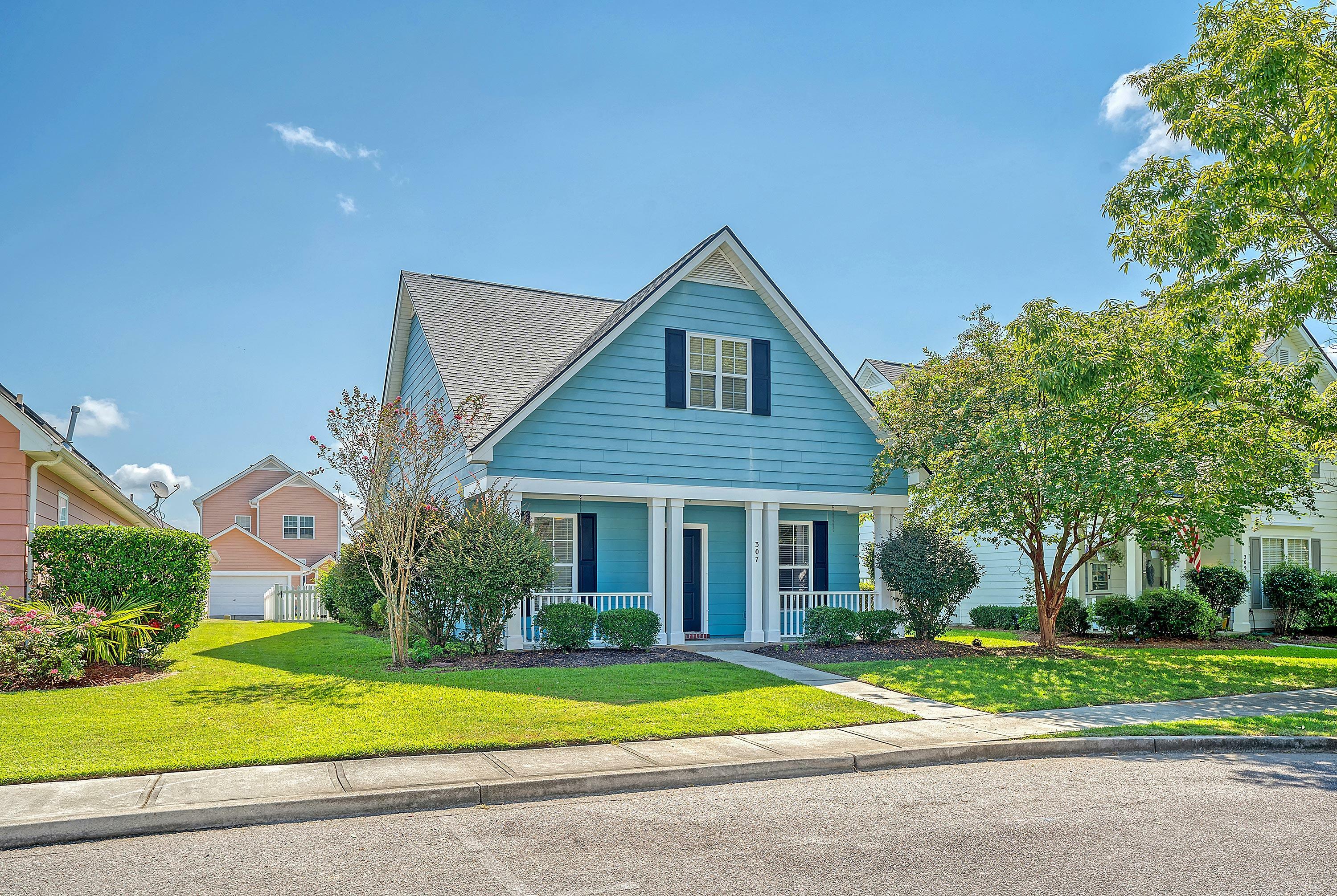 Property Photo:  307 Pimpernel Street  SC 29483 