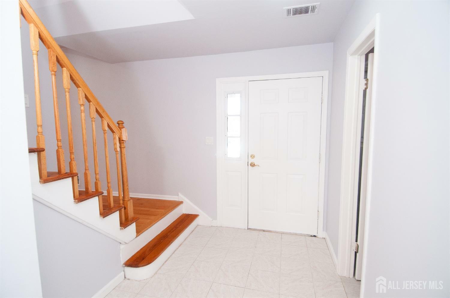 Property Photo:  9 Van Buren Drive  NJ 08817 