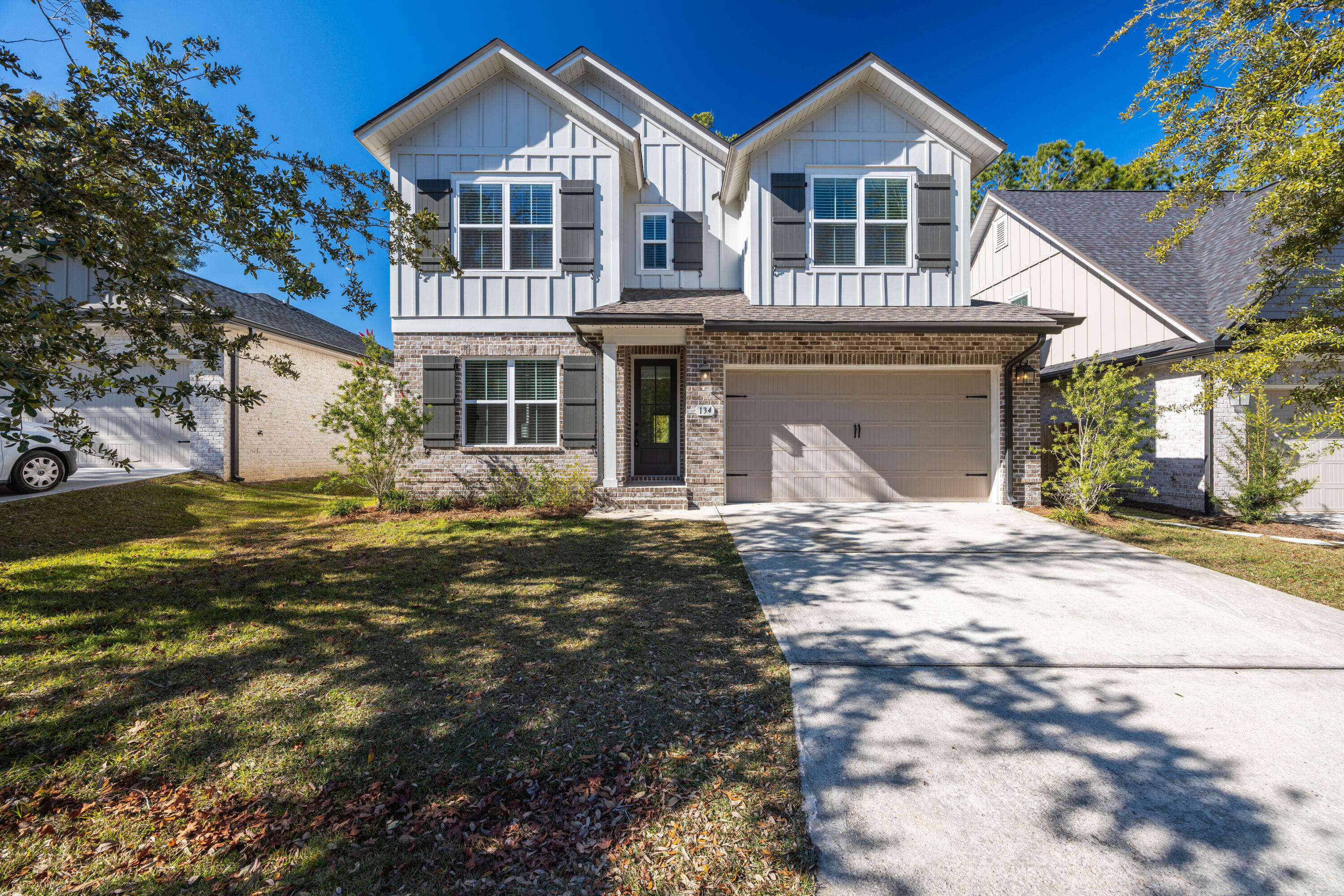 Property Photo:  134 Laurel Oaks Drive  FL 32439 