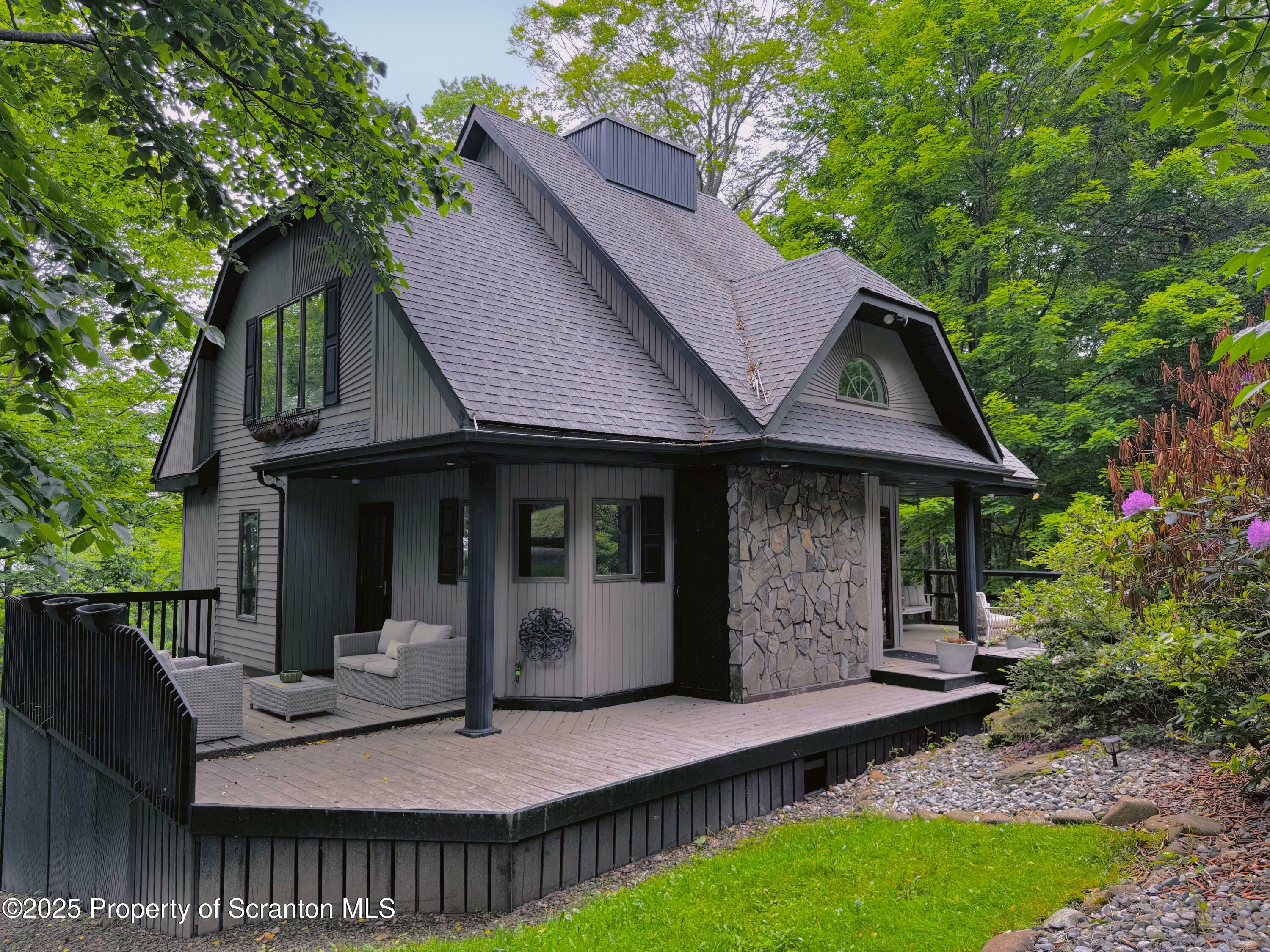 Property Photo: 218 Grouse Hill PA 18414