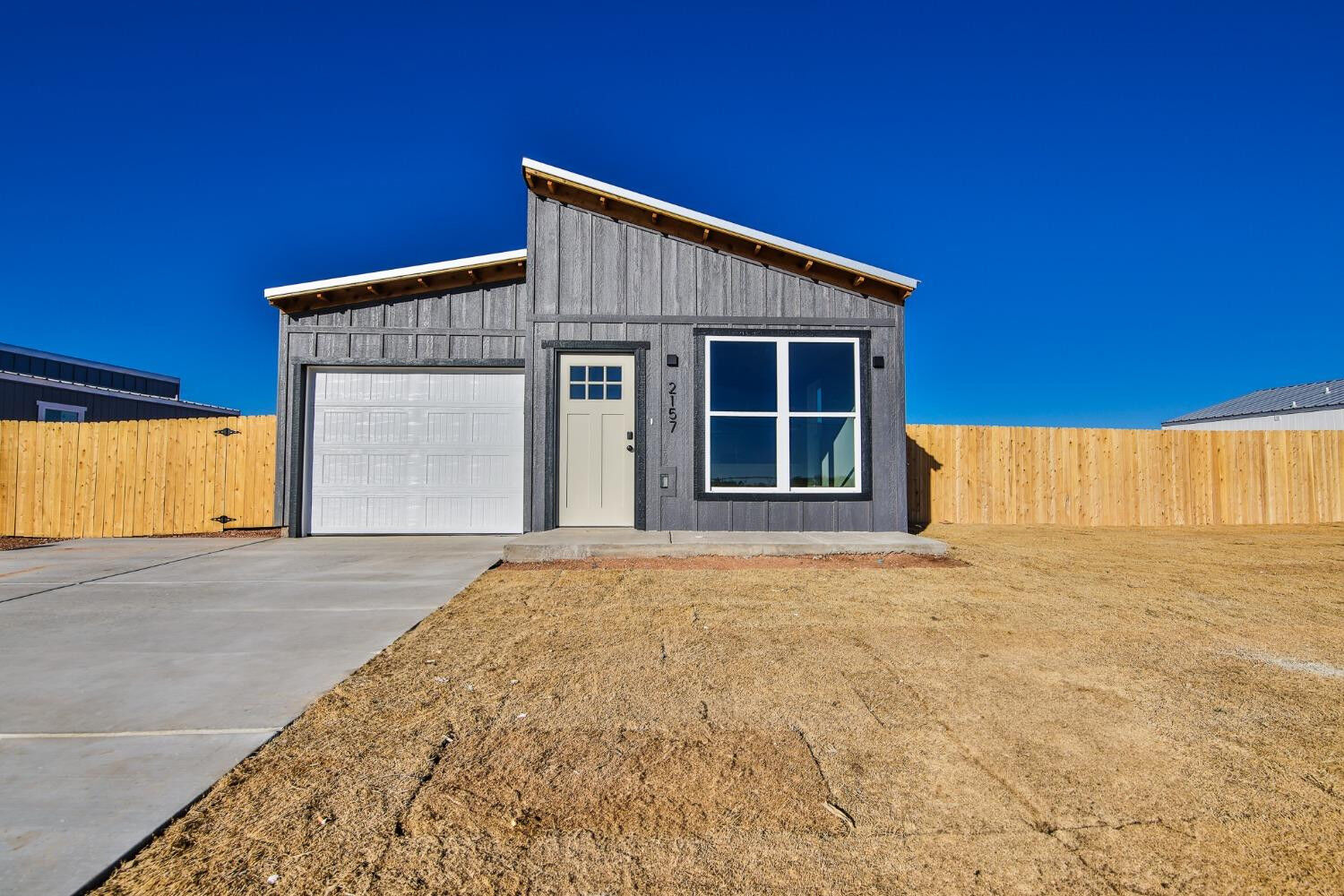 Property Photo: 2157 Langford Avenue TX 79407