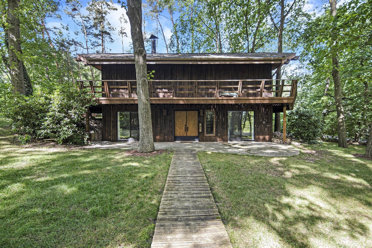 Property Photo:  6480 Island Lake Road  MI 49423-9738 