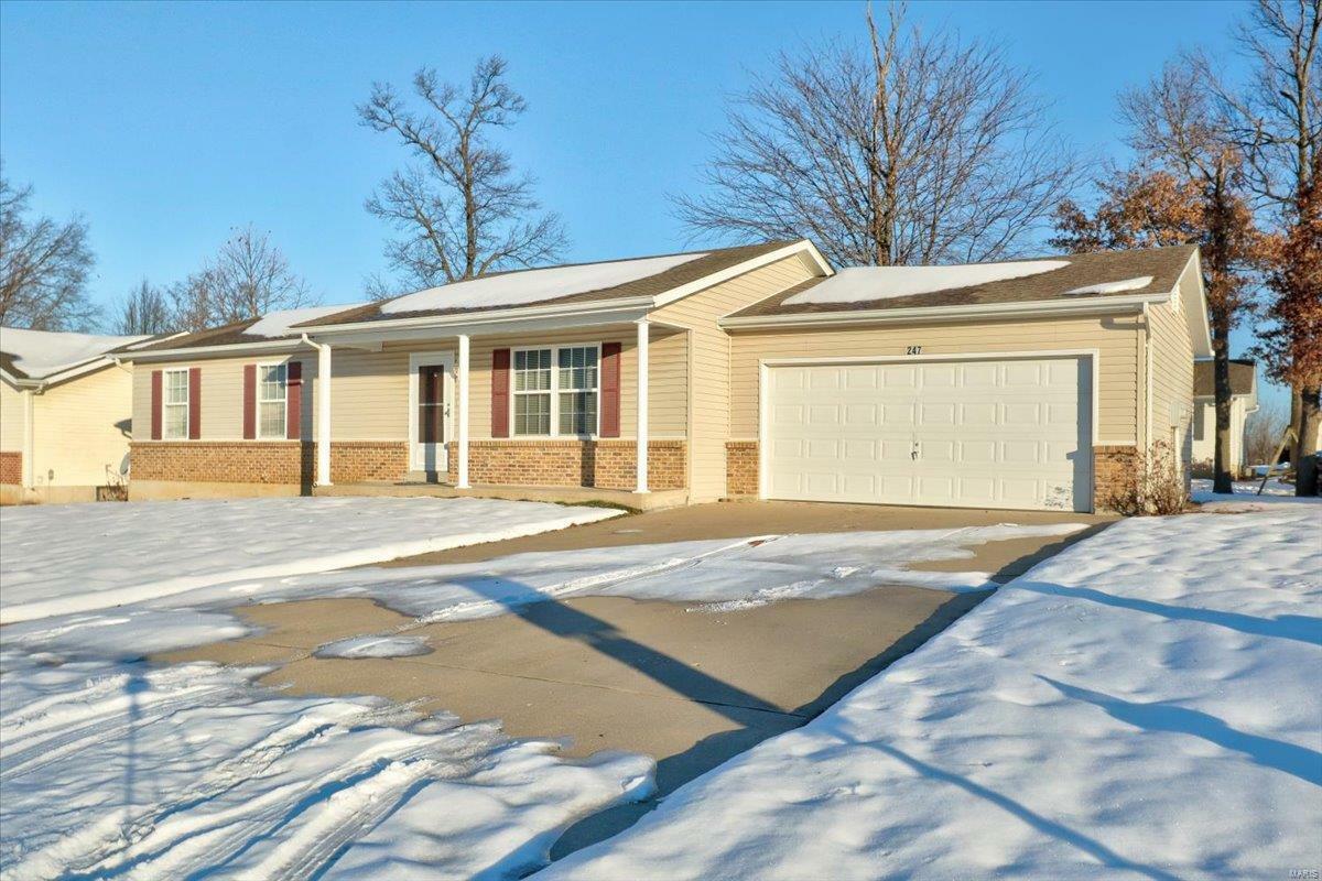 Property Photo:  247 Shellbark Drive  MO 63379 