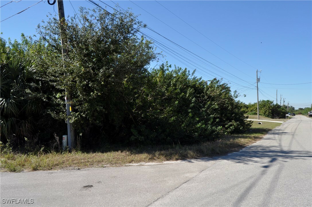 Property Photo:  4201 15th Street SW  FL 33976 