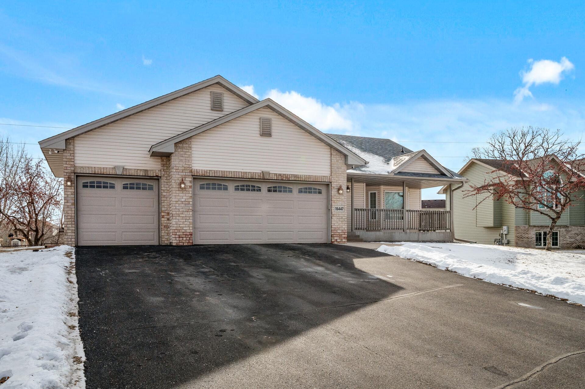 Property Photo: 15447 81st Court MN 55330