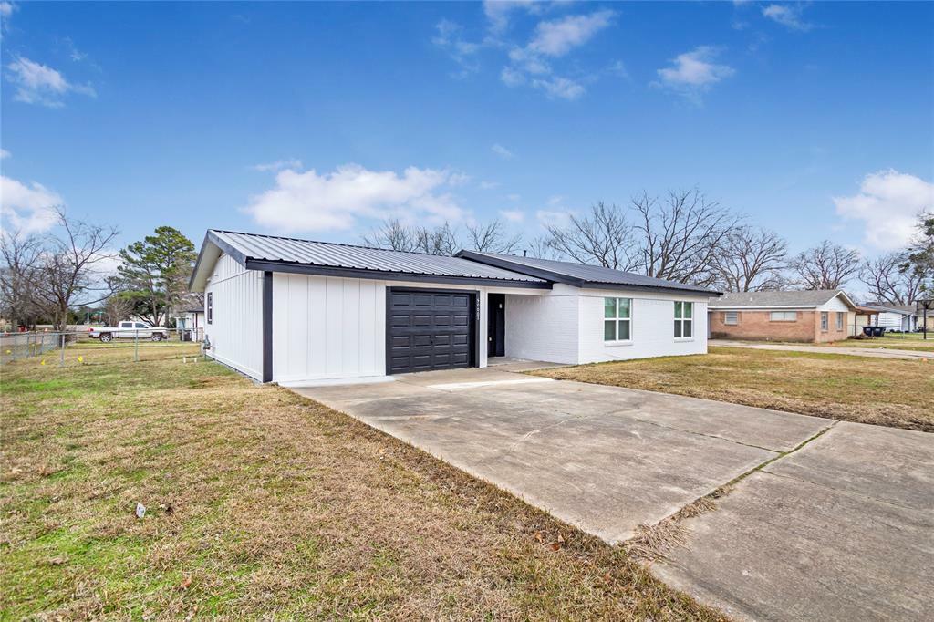 50001 Del Ra Drive  Greenville TX 75402 photo