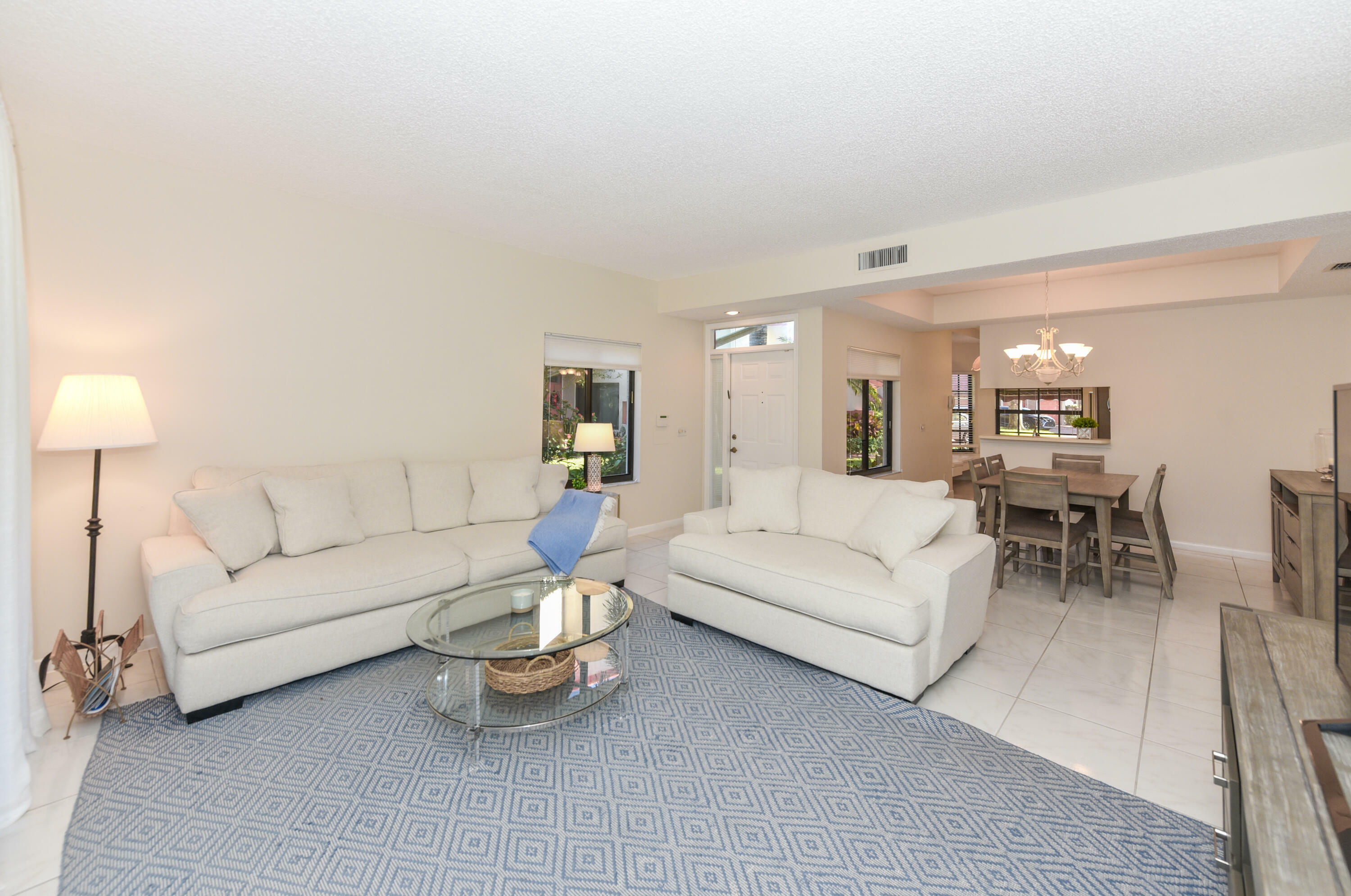 Property Photo:  7864 Lexington Club Boulevard B  FL 33446 