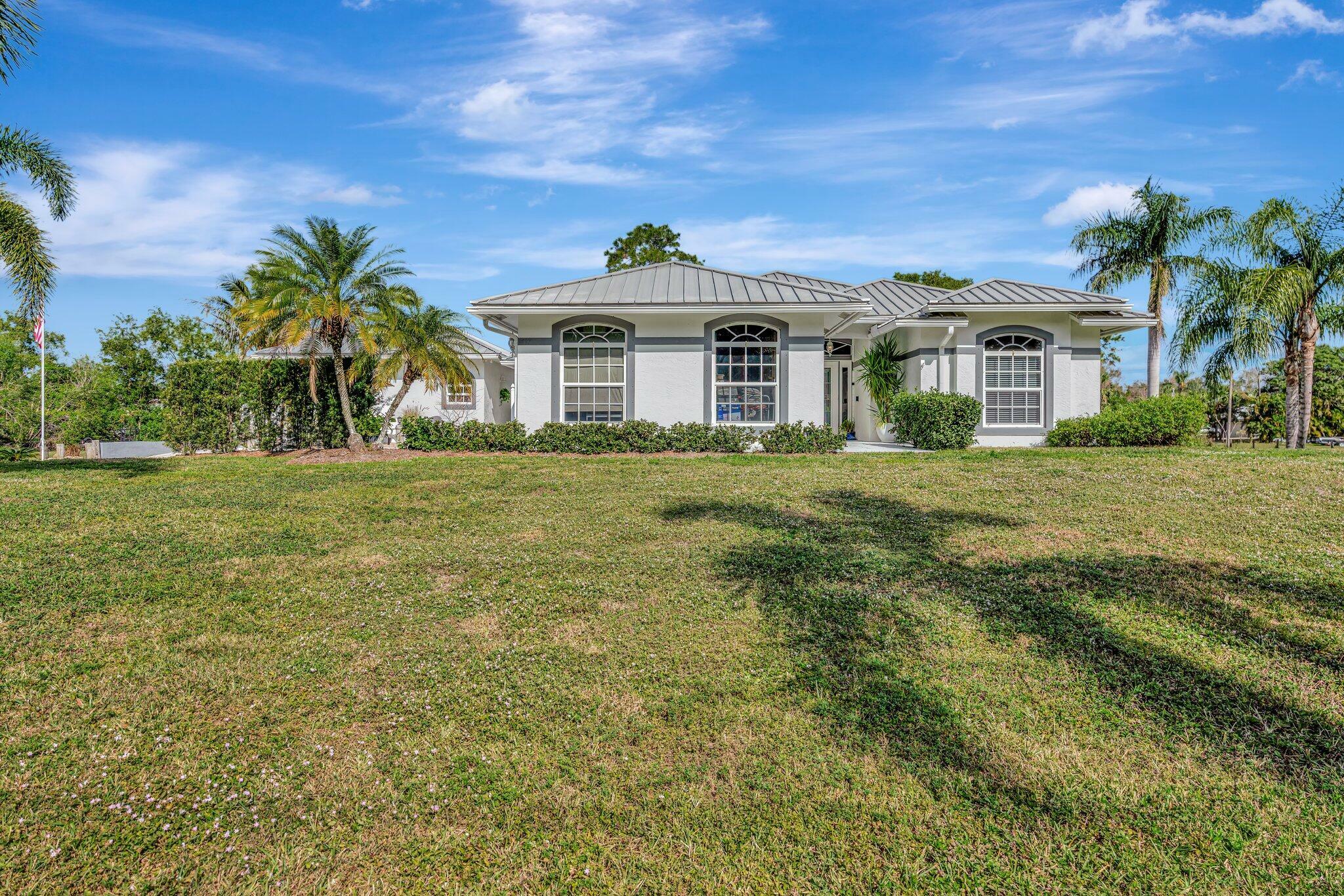 Property Photo: 9897 Sandy Run FL 33478