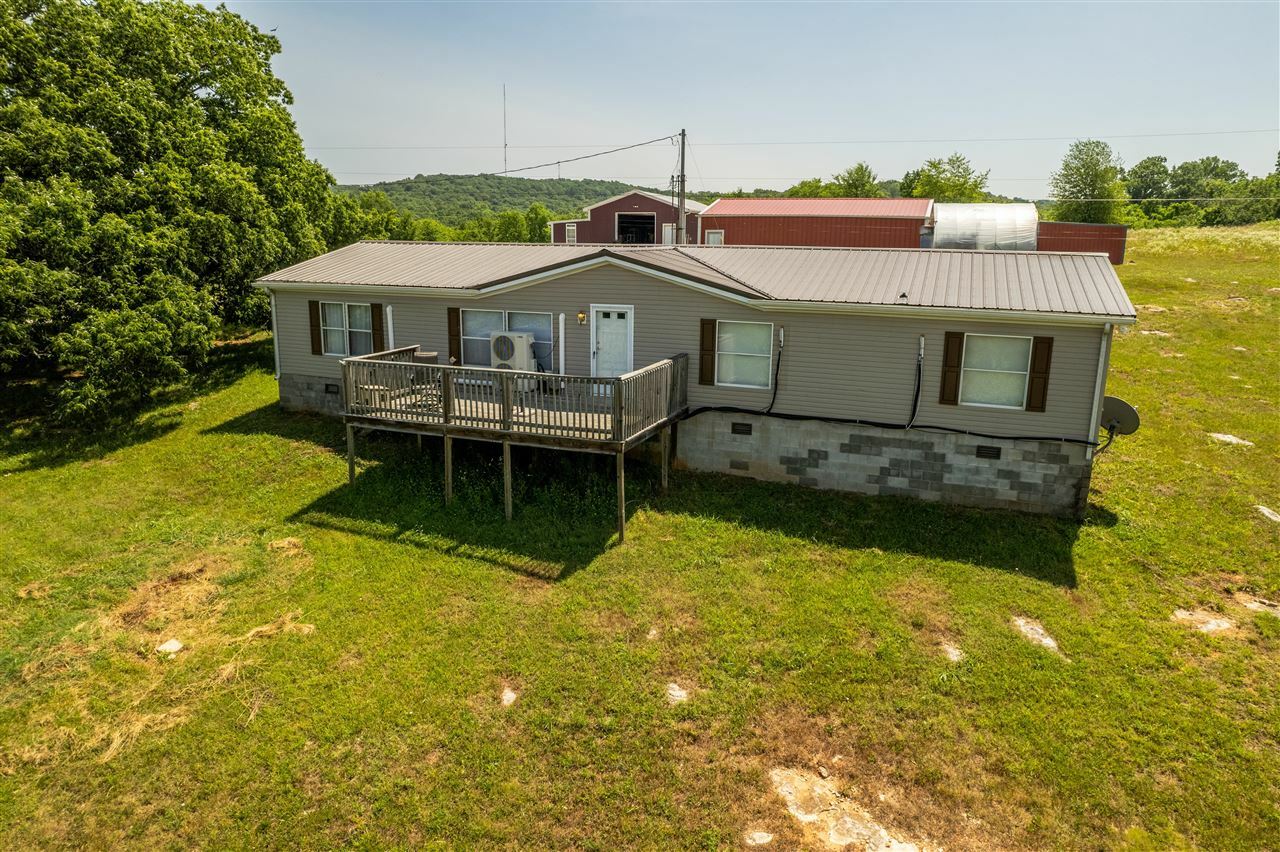 Property Photo: 501 Apple Valley Way KY 42101