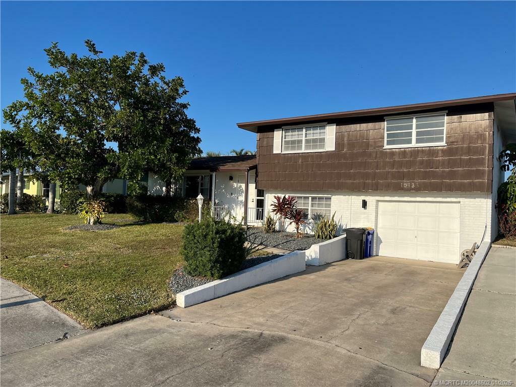 Property Photo:  1513 NE 24th Street  FL 34957 