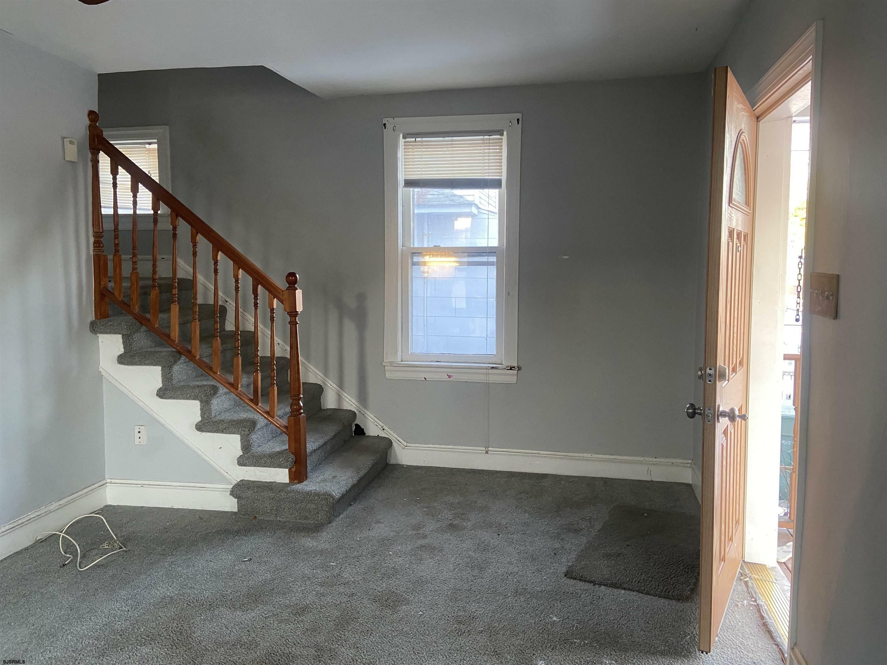 Property Photo:  33 E Bayview  NJ 08232 