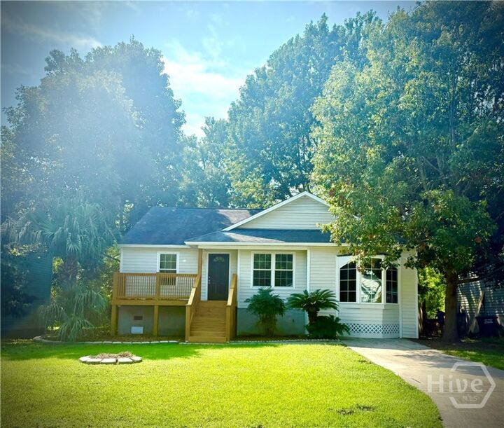 210 Redan Drive  Savannah GA 31410 photo
