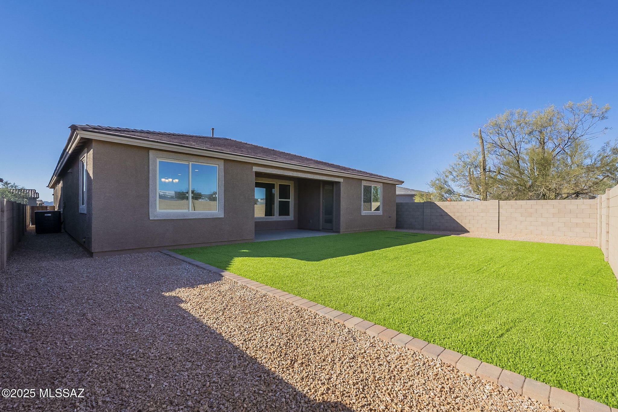 Property Photo:  10965 N Cormac Avenue  AZ 85742 