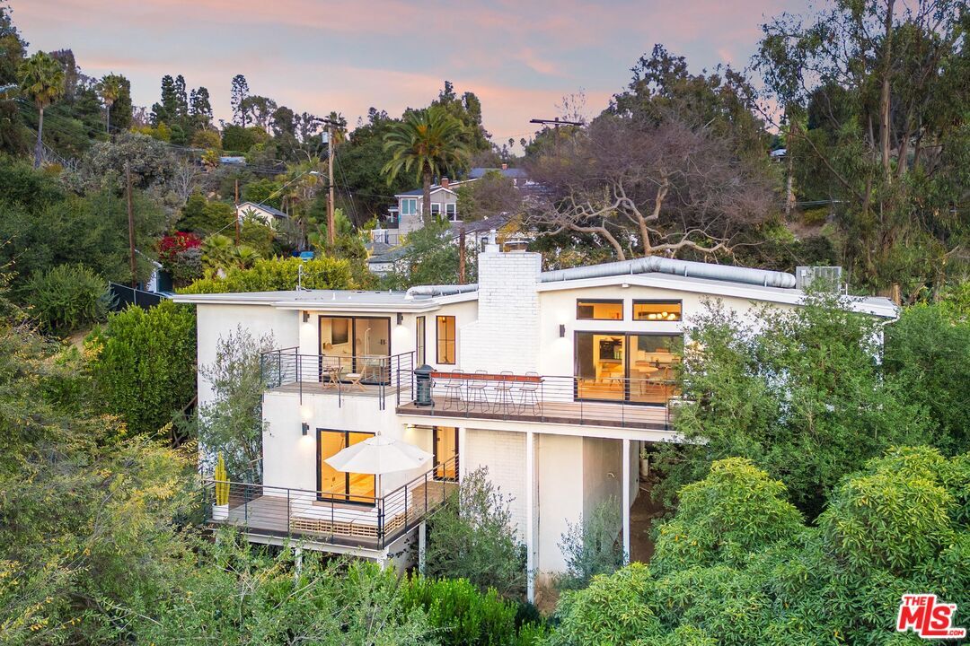 2785 Laurel Canyon Pl  Los Angeles CA 90046 photo