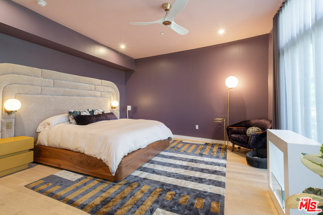Property Photo: 507 N Orlando Ave CA 90048
