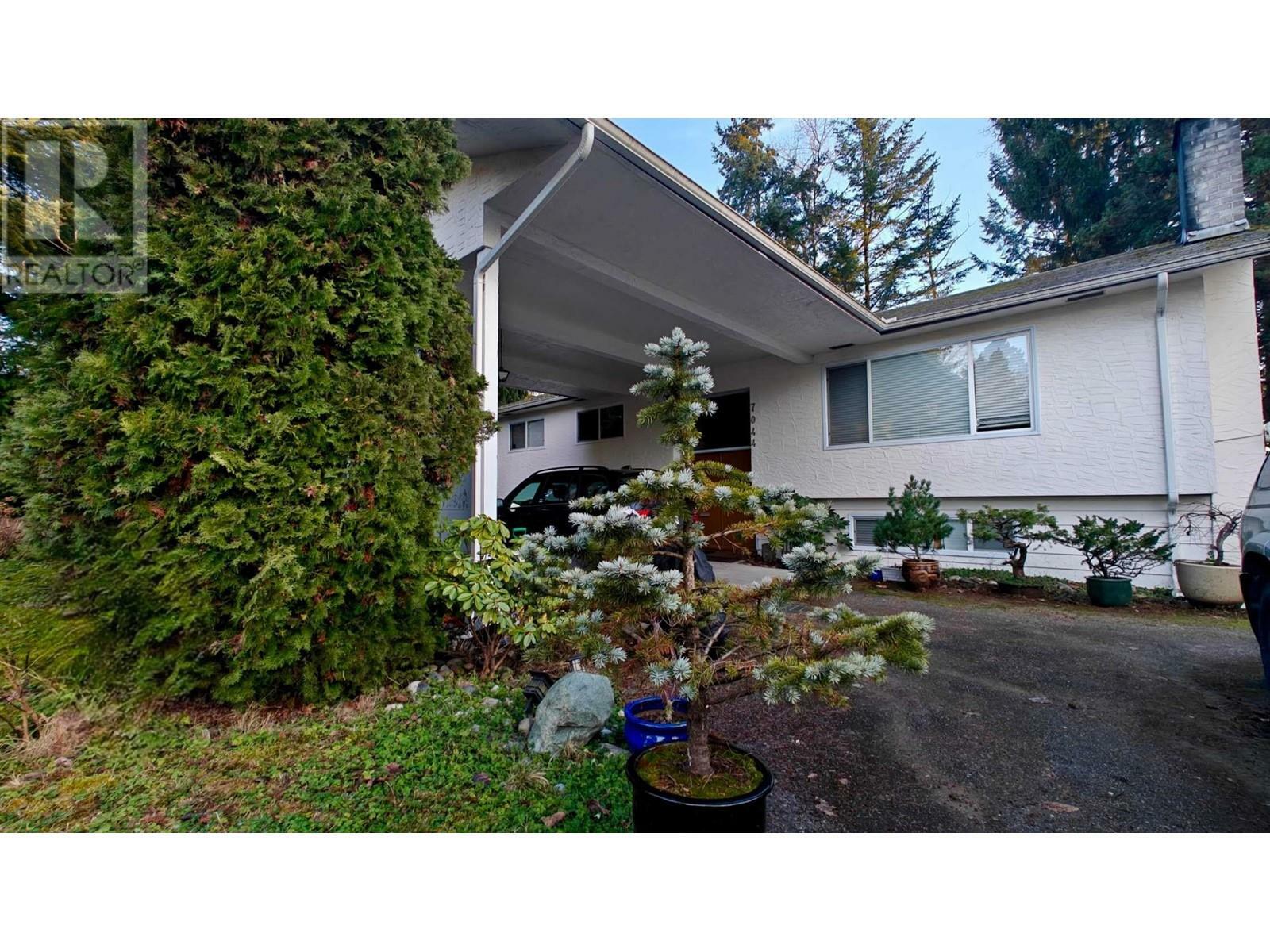 Property Photo:  7044 Fielding Court  BC V5A 1Y5 