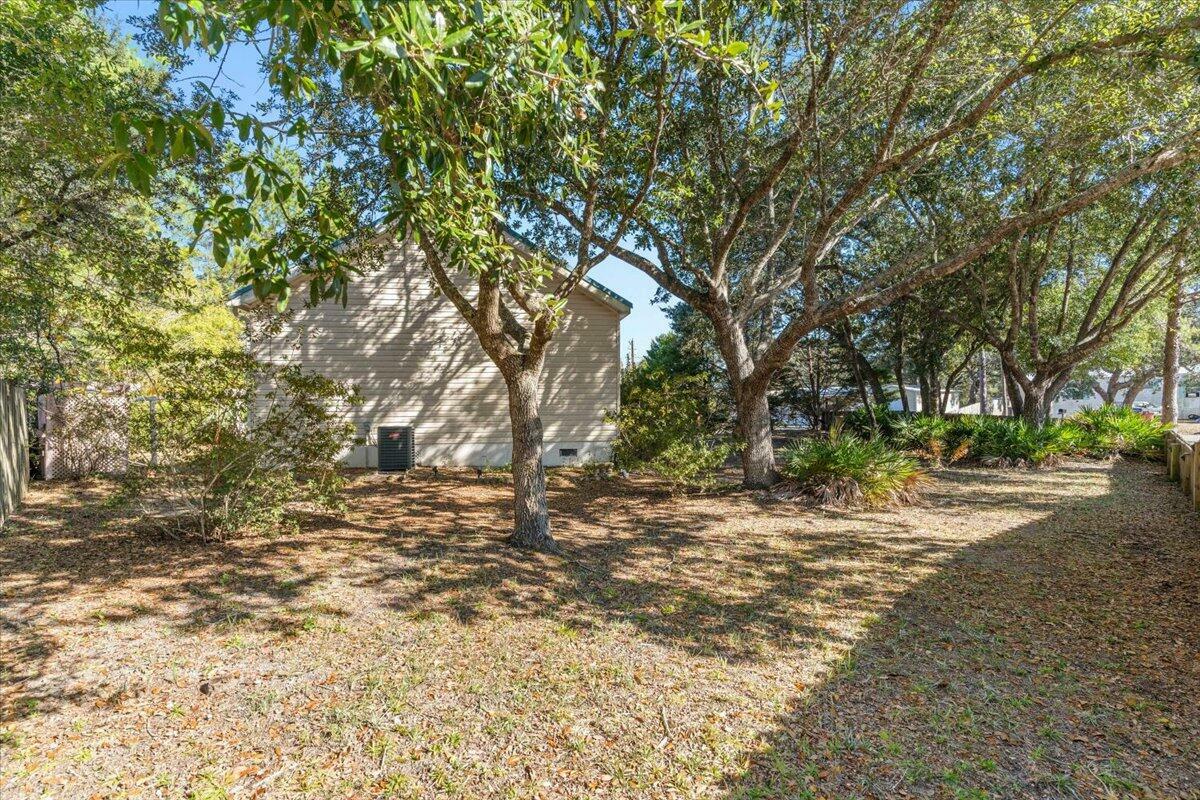 Property Photo:  2941 Ferris Drive  FL 32566 