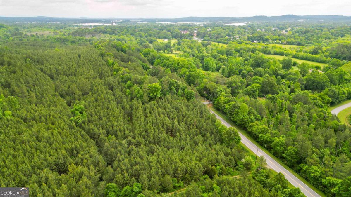 Property Photo:  1509 Hall Station Road NW  GA 30103 