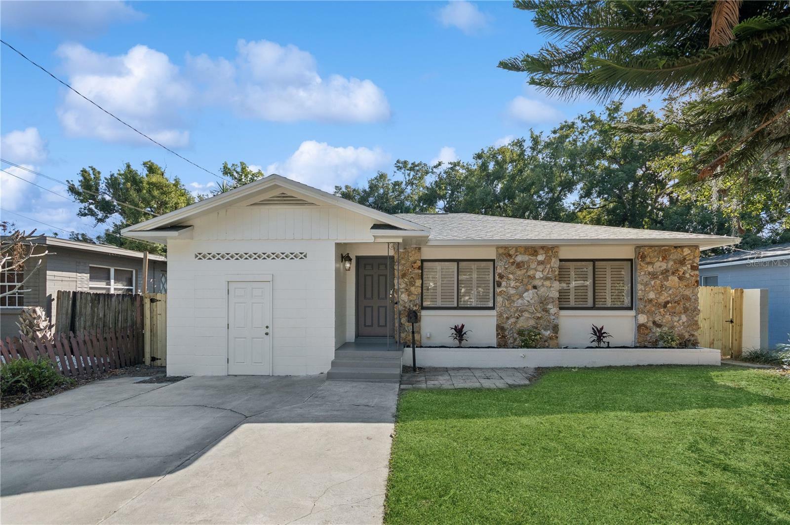 1504 E Robinson Street  Orlando FL 32801 photo