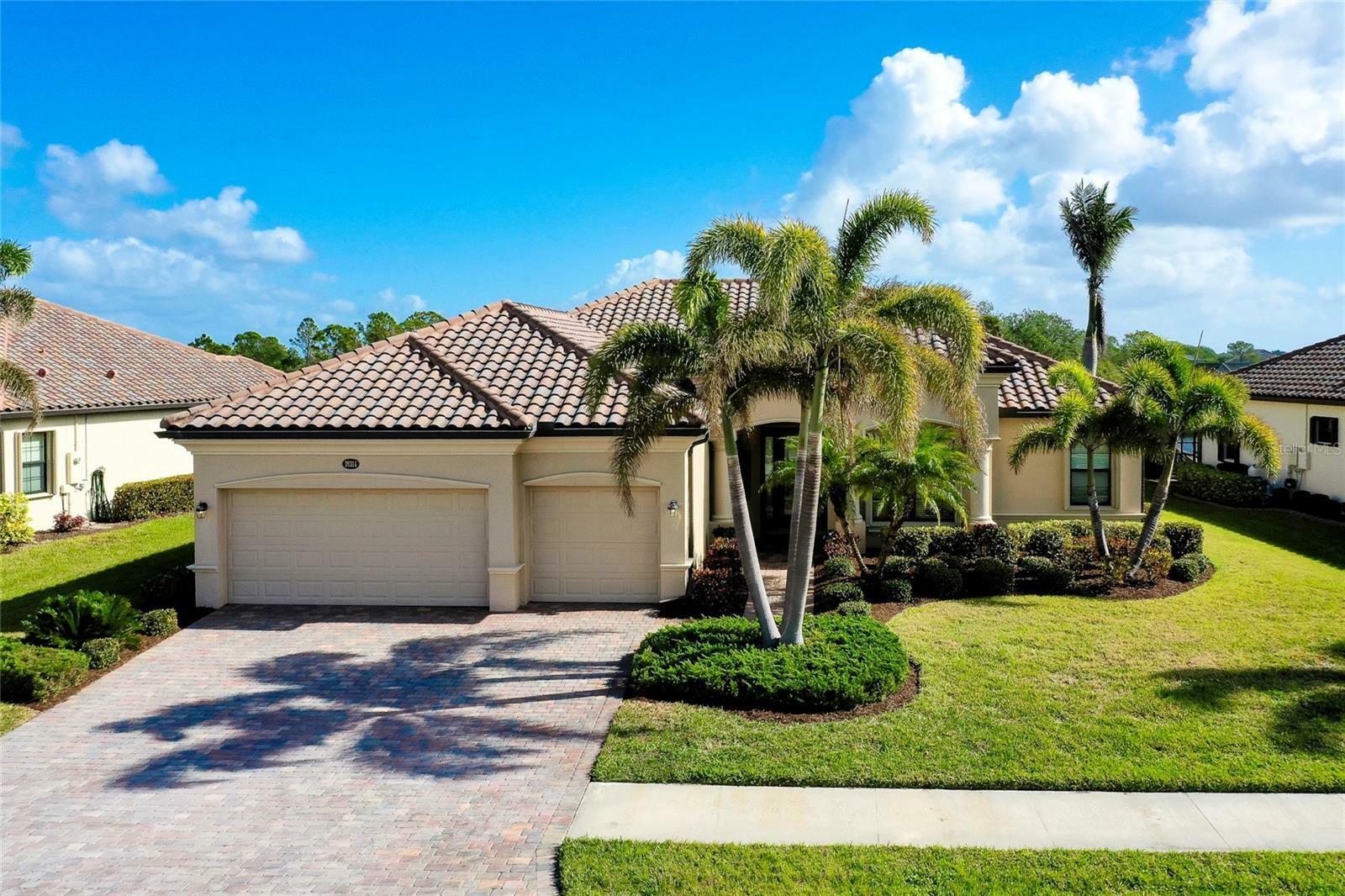 Property Photo:  20314 Passagio Drive  FL 34293 