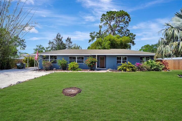 3902 11th Avenue W  Bradenton FL 34205 photo