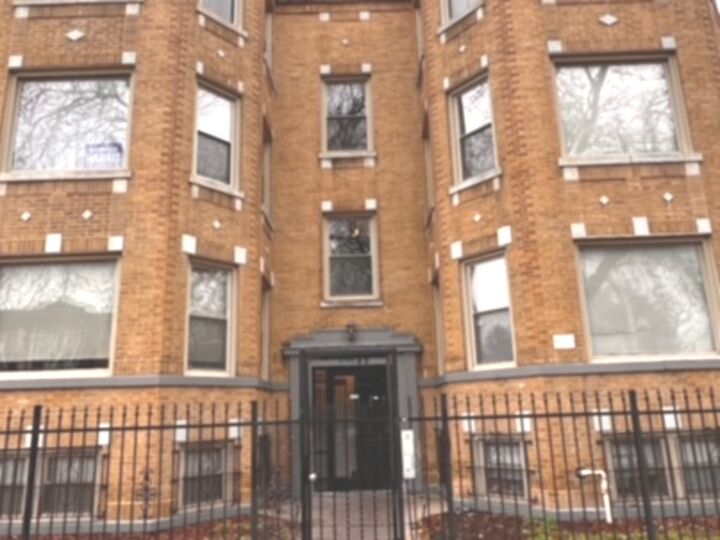 6945 S Dorchester Avenue 2S  Chicago IL 60637 photo