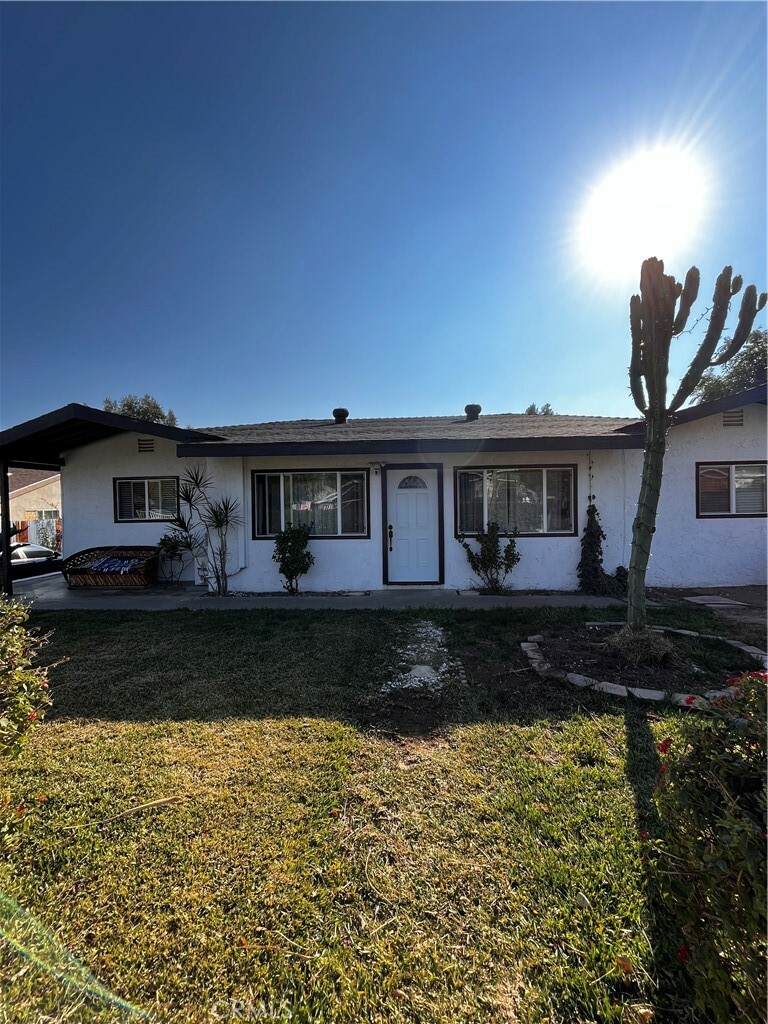 Property Photo:  11948 Knoefler Drive  CA 92505 