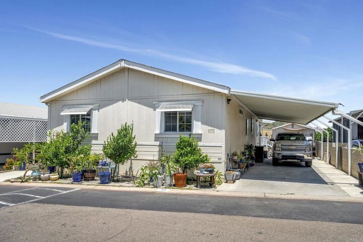 Property Photo:  500 Rancheros Drive 22  CA 92069 