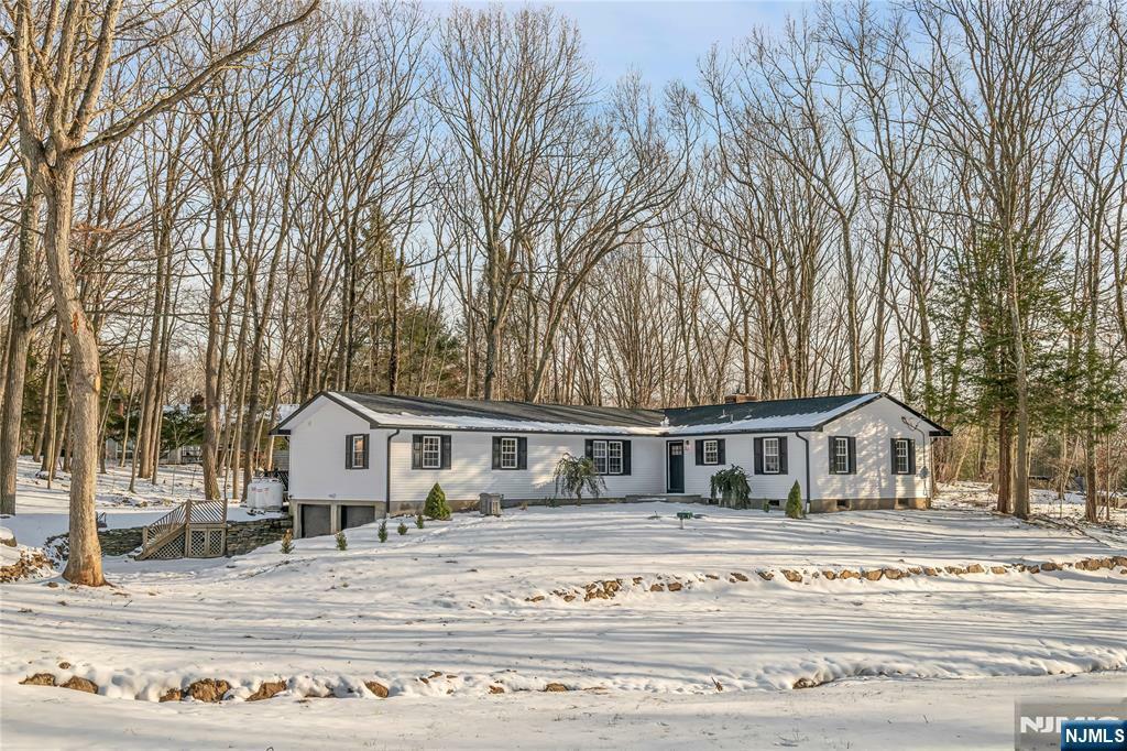 Property Photo:  106 Doremus Road  NJ 07438 